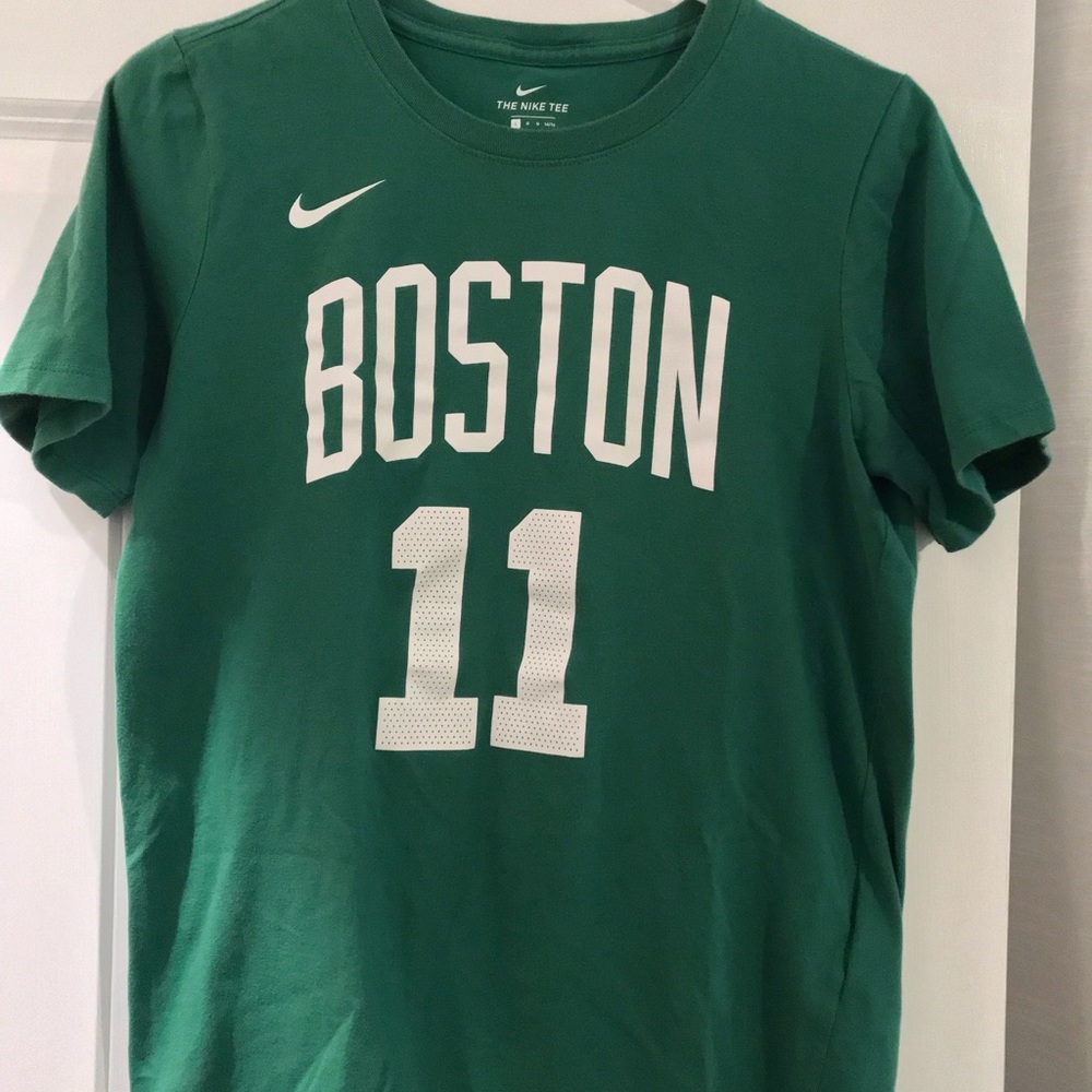 Youth Nike Kyrie Irving name & number T-shirt